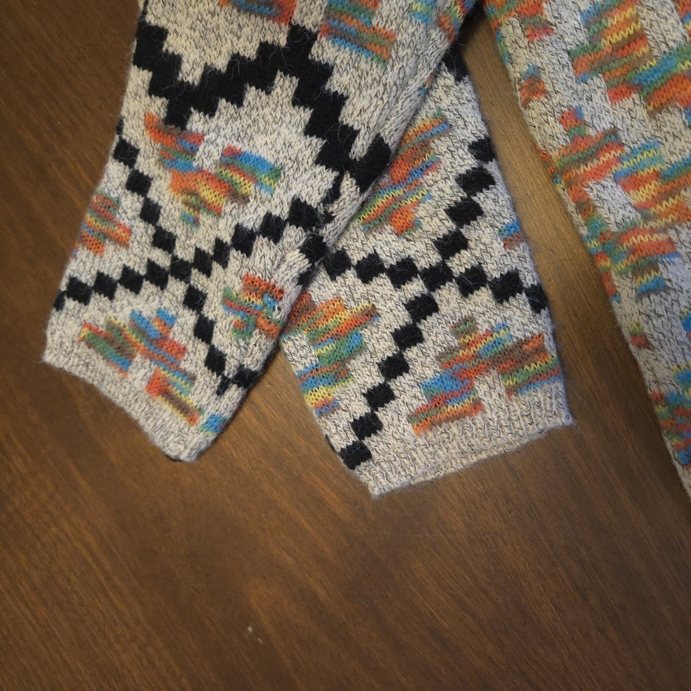 Debut Chic Womens Multicolor Patterned Knit Cardigan Size Small EUC - Picture 11 of 11